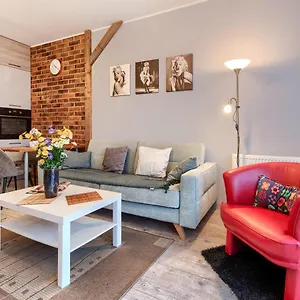  Apartament Central Business With Parking By Rentujemy